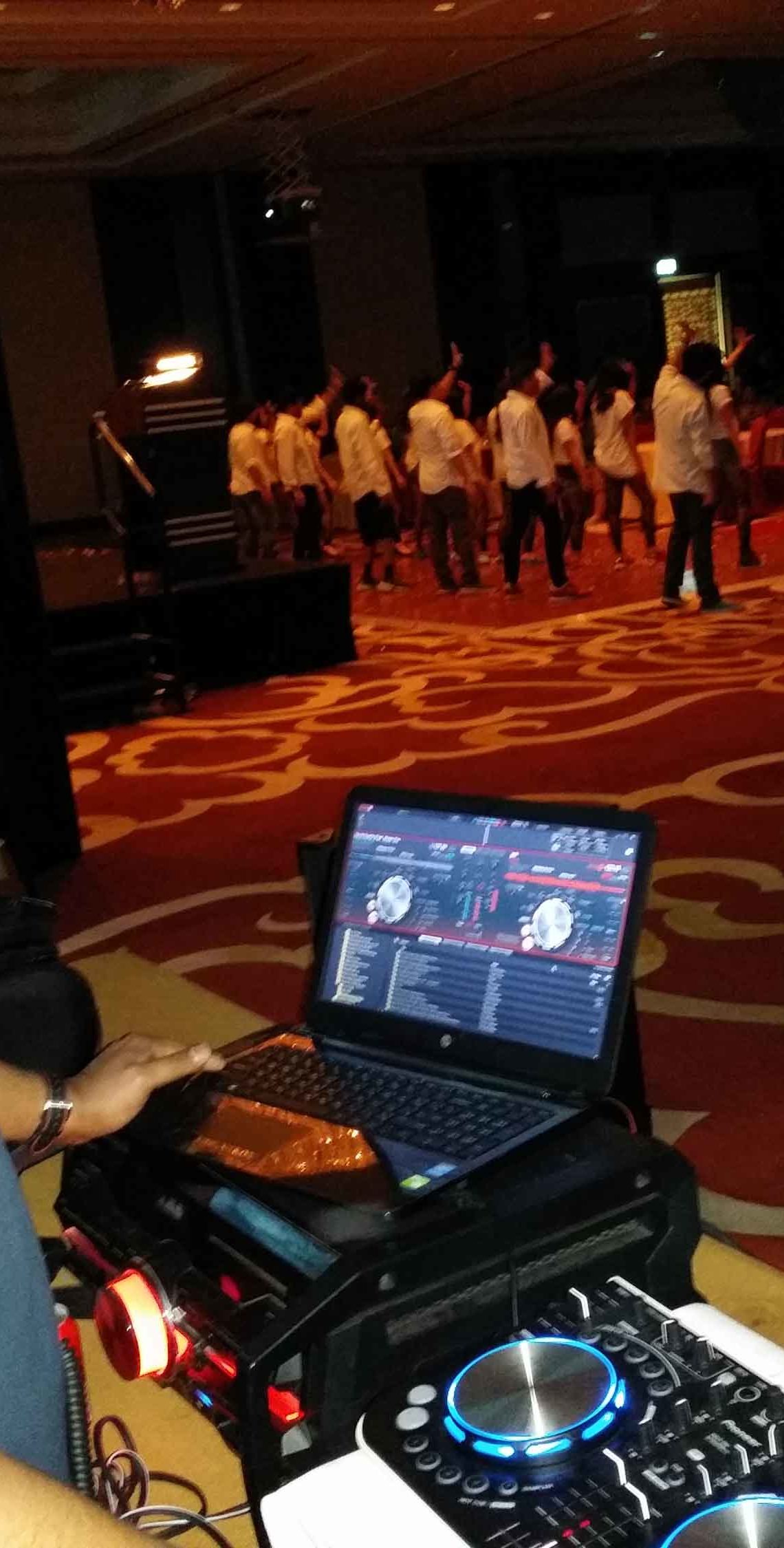 Hire DJ for Events