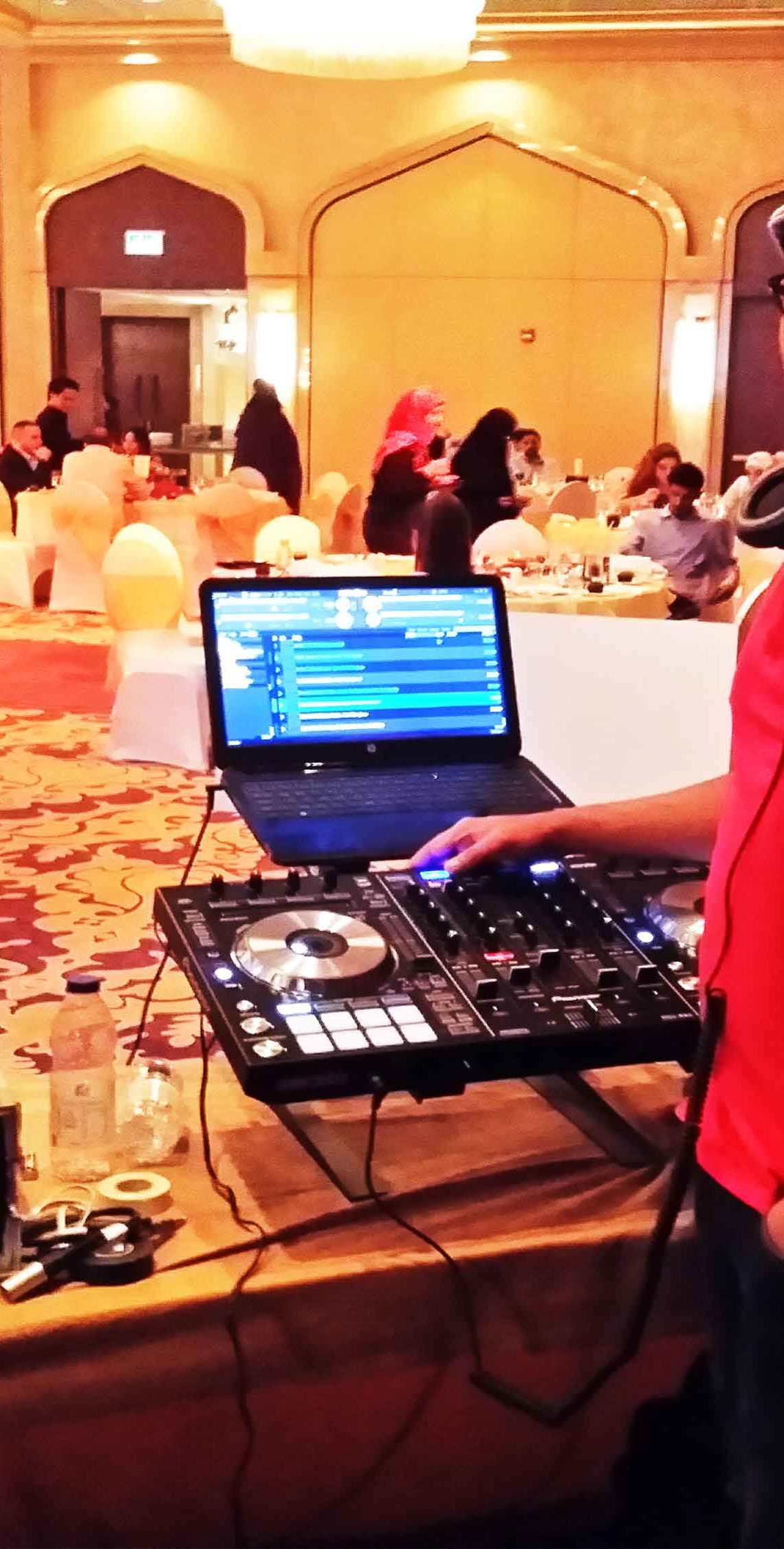 hire DJ for party